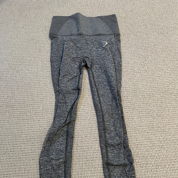 GYM SHARK LEGGINGS GREY - Picture 2 of 2